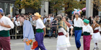 El pijama sustituye al traje de baturro como traje tradicional en Aragón